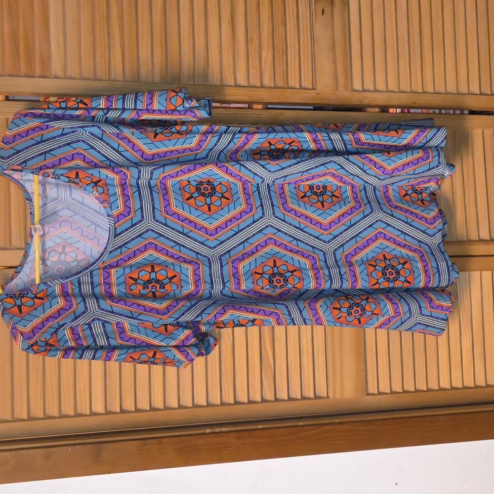 LulaRoe Tunic With A Pattern 2XL-Like New